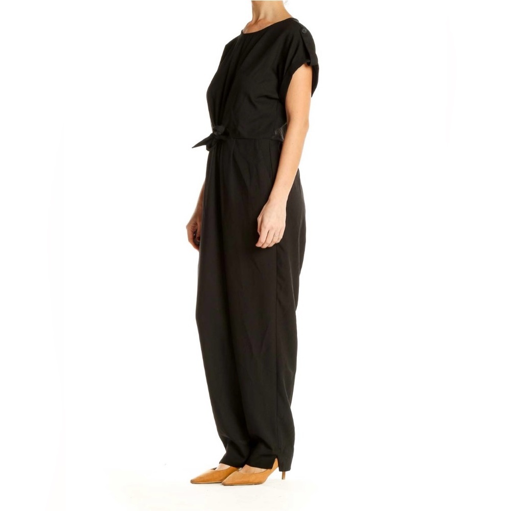 BANANA REPUBLIC NWT  Black jumpsuit with front tie has Pockets! SZ 4